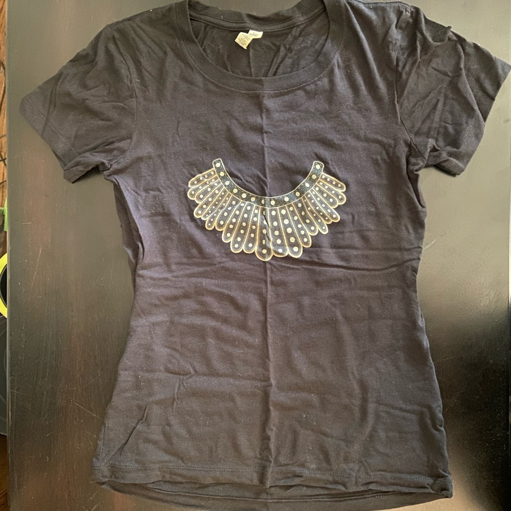 Ruth Bader Ginsperg T Shirt, Womens Medium